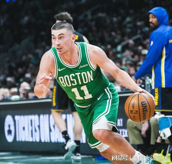 凯尔特人双星闪耀掀翻勇士 布朗生涯得分突破历