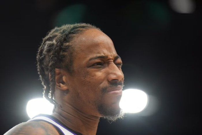 库里训练强度提升或冲击附加赛 爵士国王摆烂引