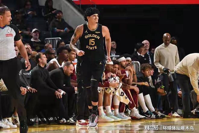 勇士残阵三连败骑士胜，年轻球员力挽狂澜