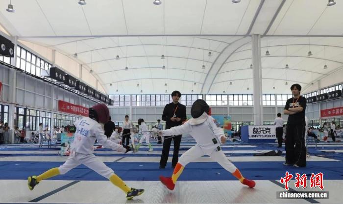 千名击剑选手齐聚从化 2026年公开赛点燃竞技热情