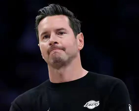 湖人主帅雷迪克连续两年带队50胜成历史首位，内